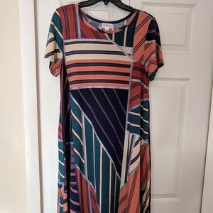 NWOT LulaRoe 2017 Elegant Collection Carly Sz S!!